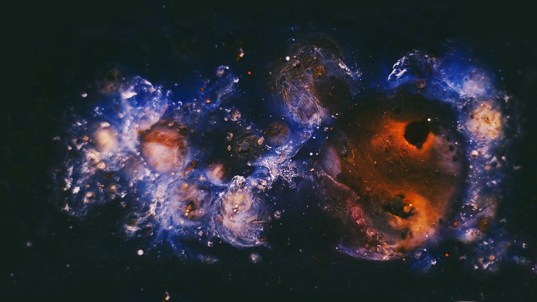 blue and brown milky way galaxy  تاريخ علم الفلك