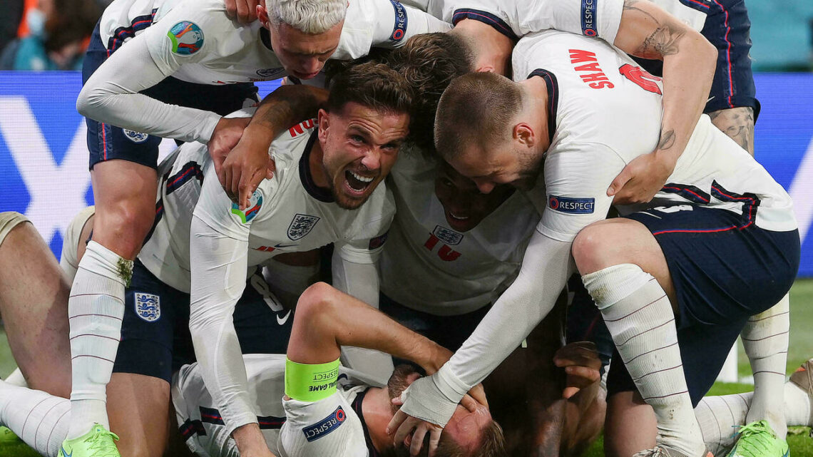 إنكلترا تتأهل إلى النهائي لأول مرة في تاريخها إثر فوزها على الدانمارك 2-1