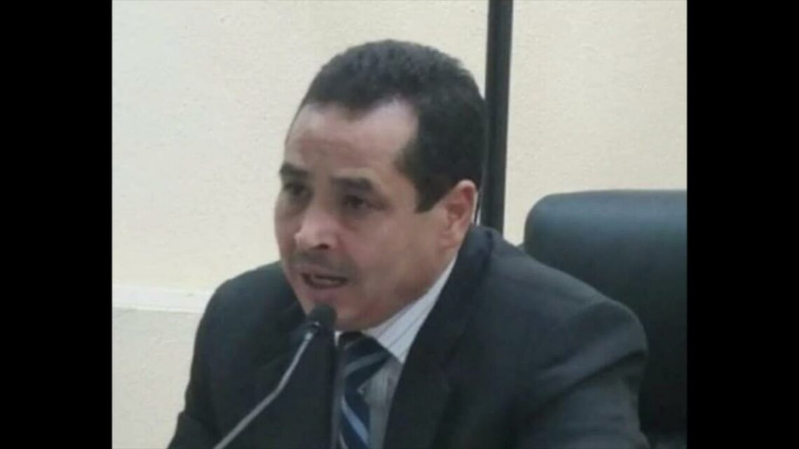 تونس: توقيف القاضي بشير العكرمي عن العمل بتهم "التستر على ملفات متعلقة بالإرهاب"