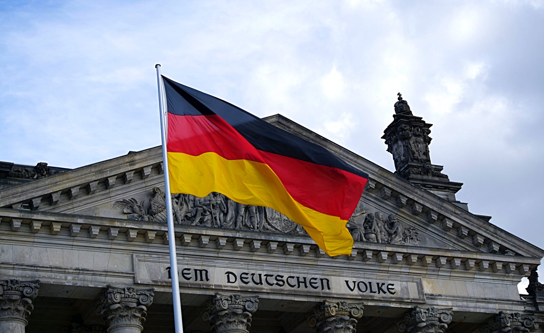 التسجيل في قرعة الهجرة إلى المانيا 2021 