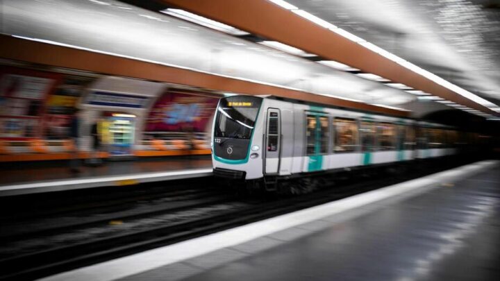 باريس: اعتقال تونسي دفع امرأة على سكة المترو الحديدية