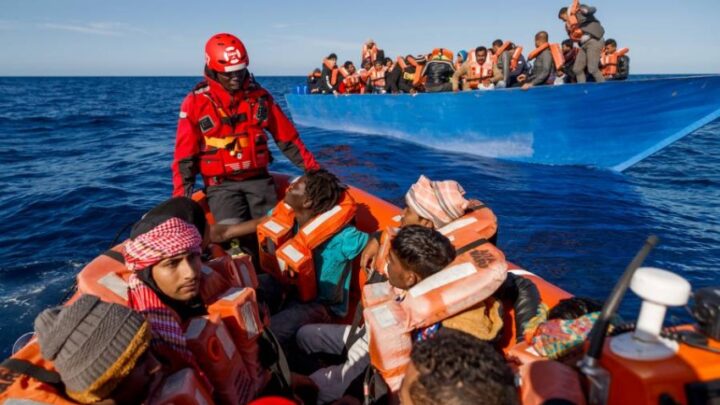 أول الوافدين في 2022.. وصول 78 مهاجرا إلى صقلية الإيطالية