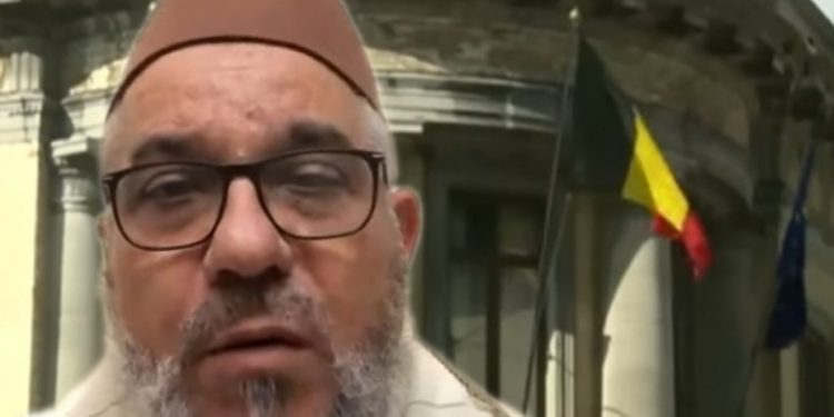 بلجيكا تقرر ترحيل المغربي محمد التجكاني أشهر إمام لأكبر مسجد فيها –