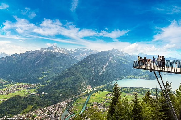 أهم المواقع السياحية في سويسرا خارج موسم التزلج