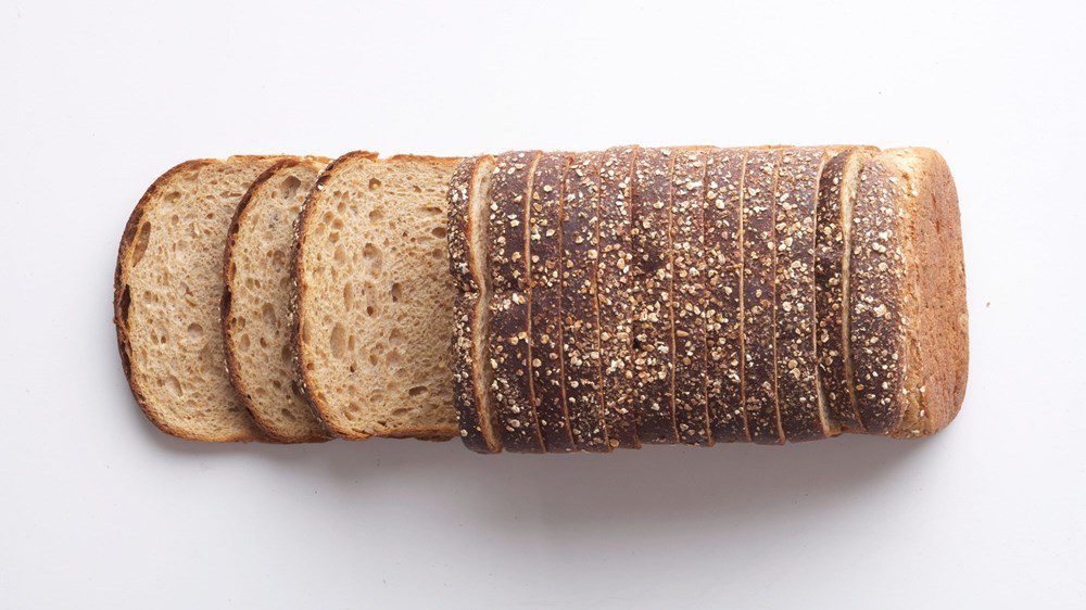 زهرة الخليج – كيف تخزنين الخبز ليبقى طازجاً فترةً أطول؟