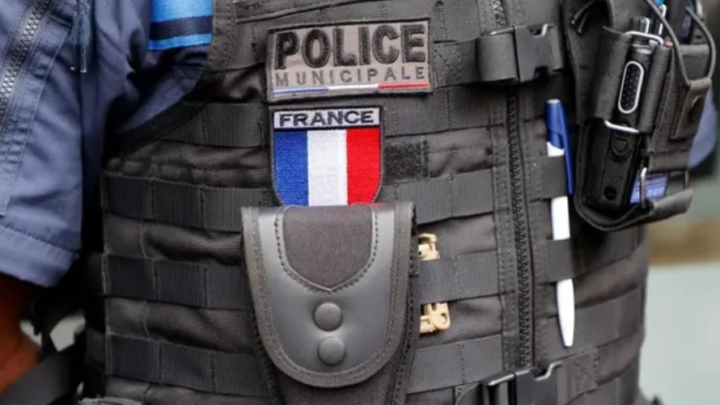 الشرطة الفرنسية تعتقل ألمانياً احتجز زوجته 12 عاماً شرق فرنسا