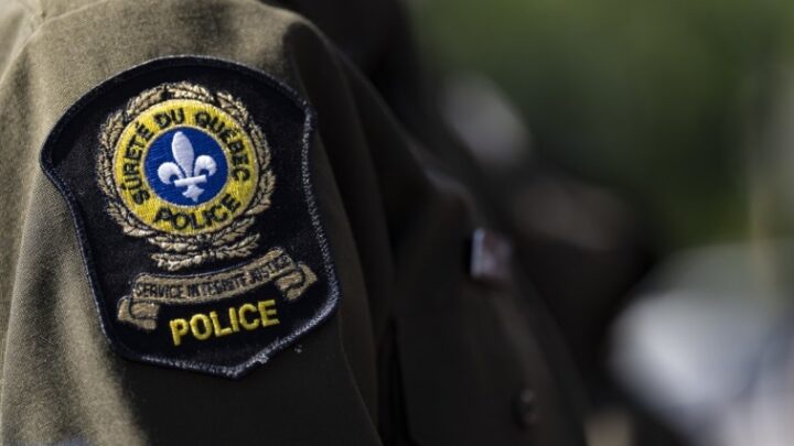 شرطة كيبيك تبحث عن فتاة تبلغ من العمر 4 سنوات سقطت في النهر