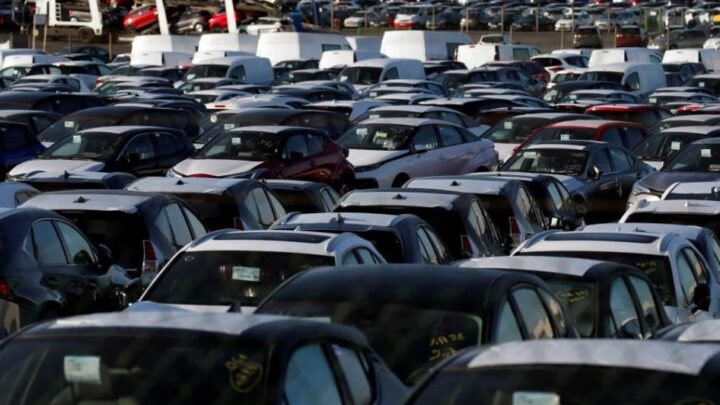 مبيعات السيارات الجديدة في فرنسا ترتفع 14.5% خلال ديسمبر