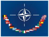 La multinationale OTAN et la course aux armements