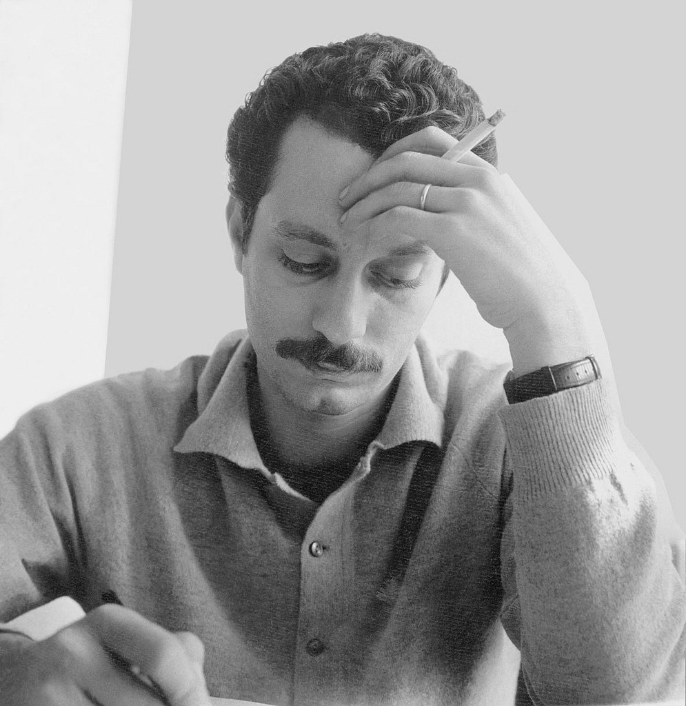 من هو غسان كنفاني ؟