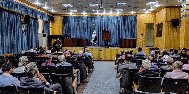 الثورة والحب يتقاسمان قصائد مهرجان ربيع الأدب في ثقافي حمص – S A N A